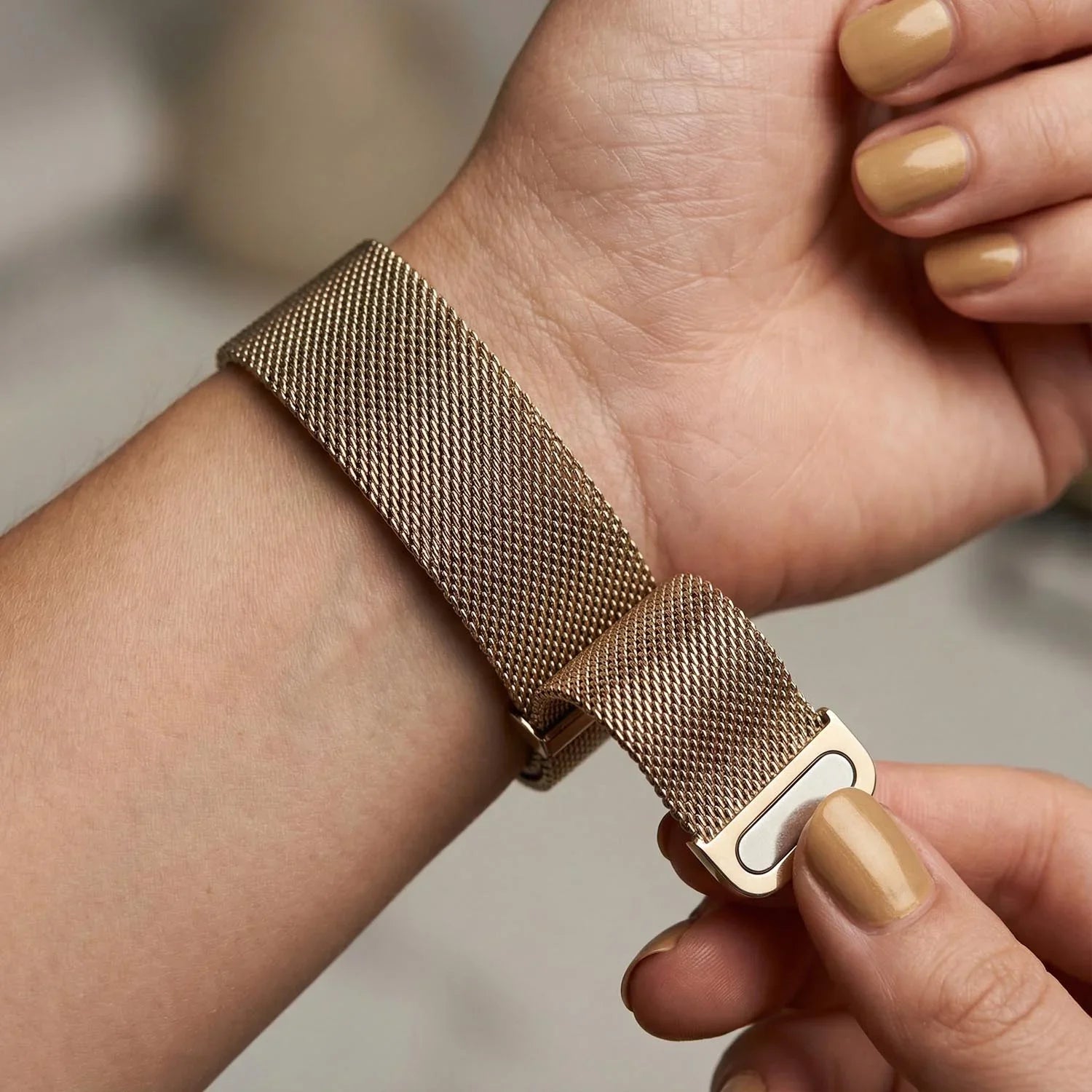 Apple Watch Armband Fiore – Milanese – Champagner