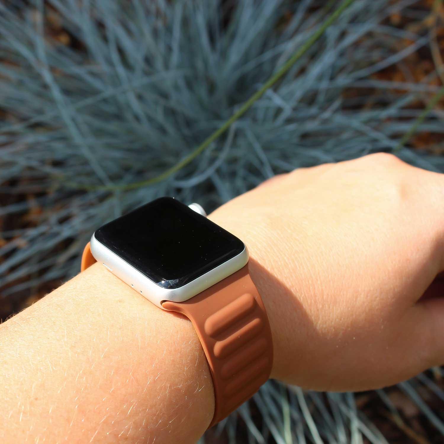 Apple Watch Solo Loop Gerippt – Silikon – Braun