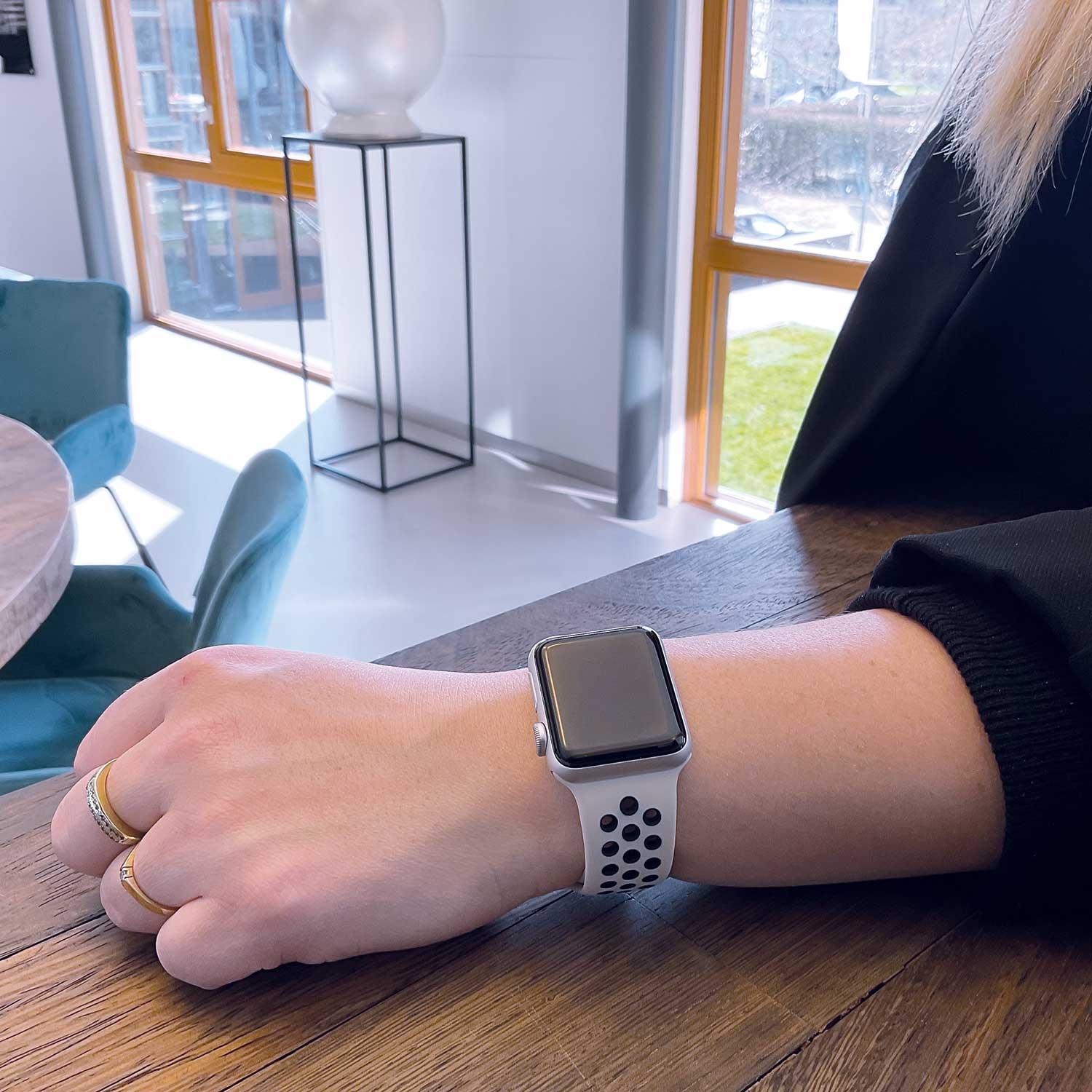 Apple Watch Armband Stryde - doppelt - Silikon - Weiß Schwarz