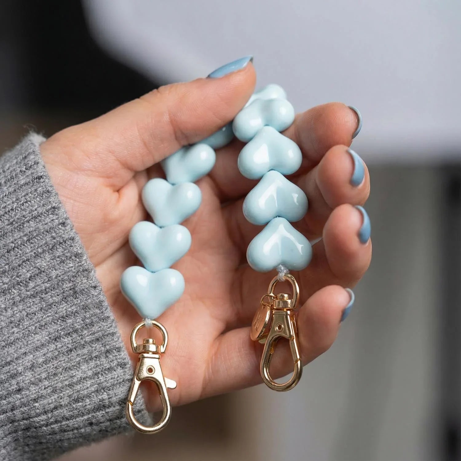 Handykette Heart - hellblau - gold