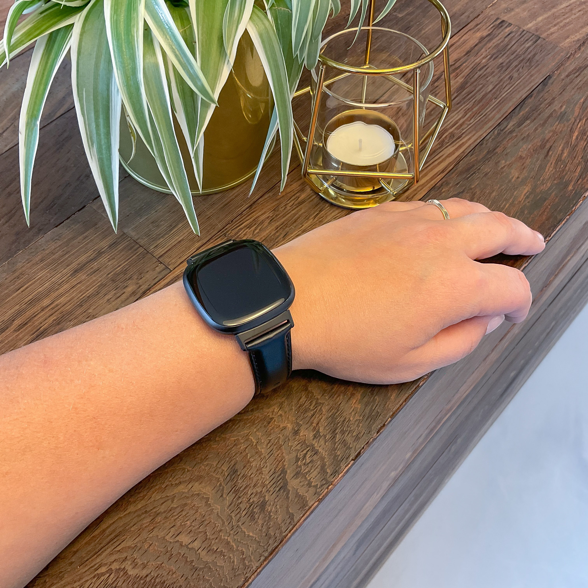 Fitbit Versa 3 / Sense genuine Lederarmband - schwarz
