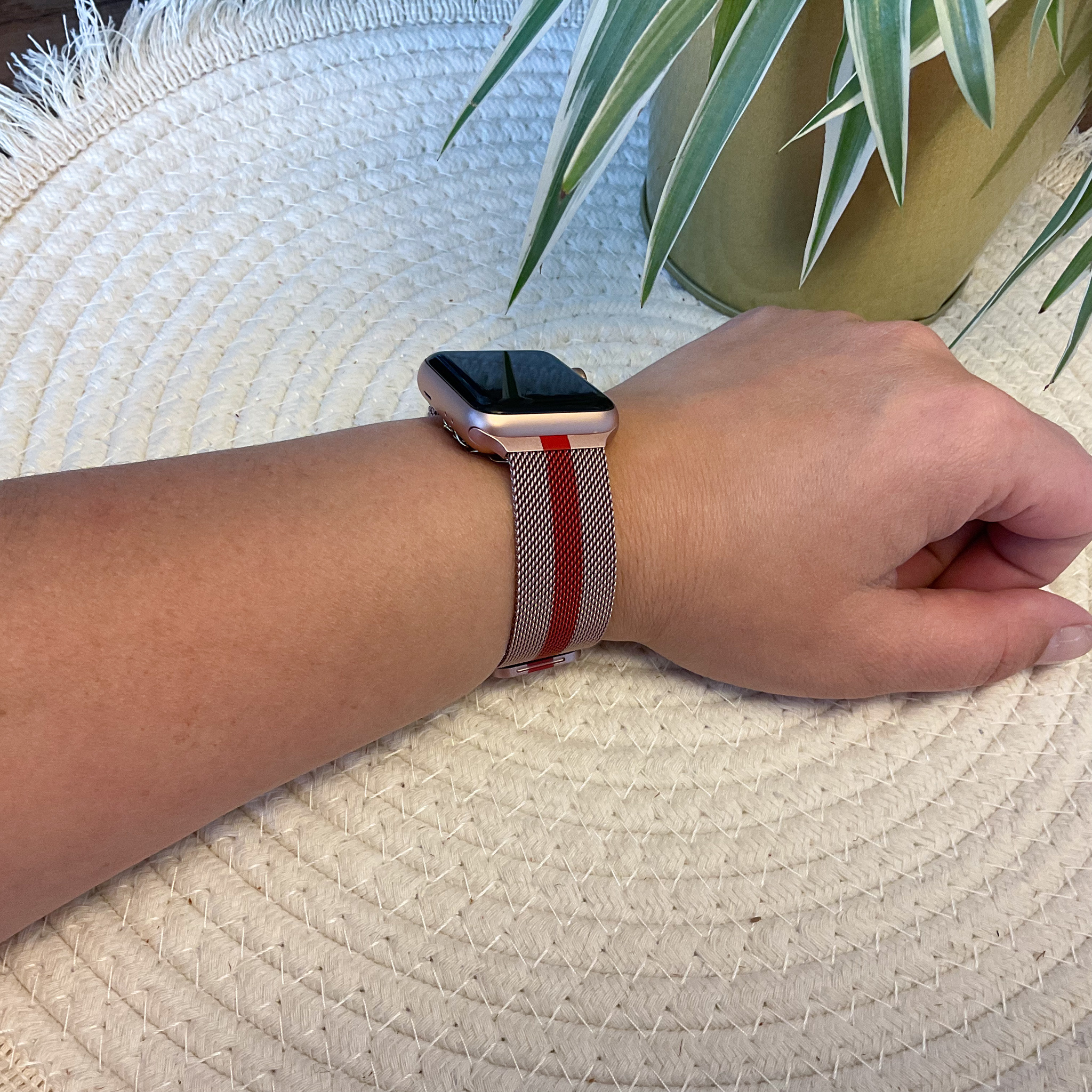 Apple Watch Milanaise Armband - rosa rot gestreift