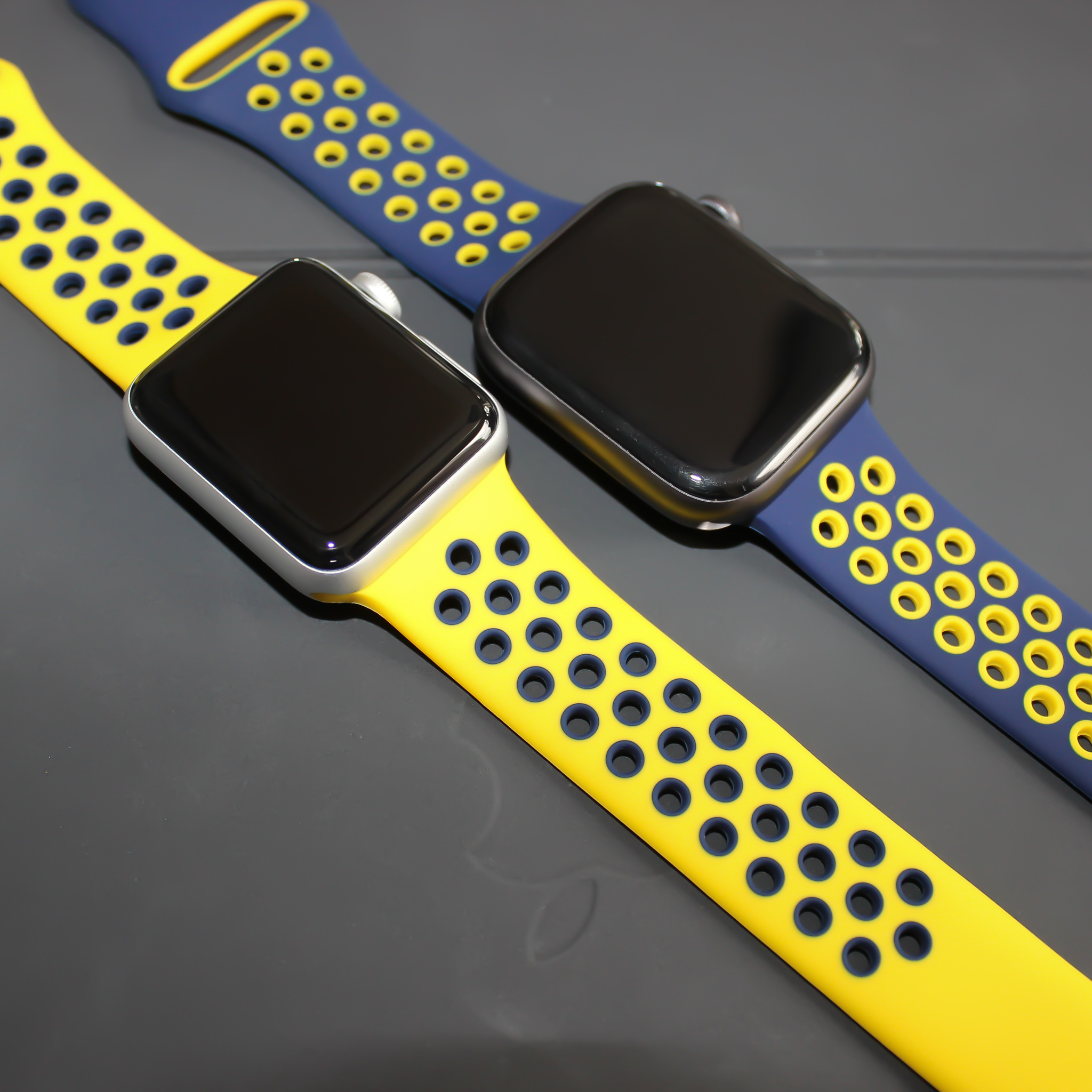 Apple Watch Doppel Sportarmband - dunkelblau gelb
