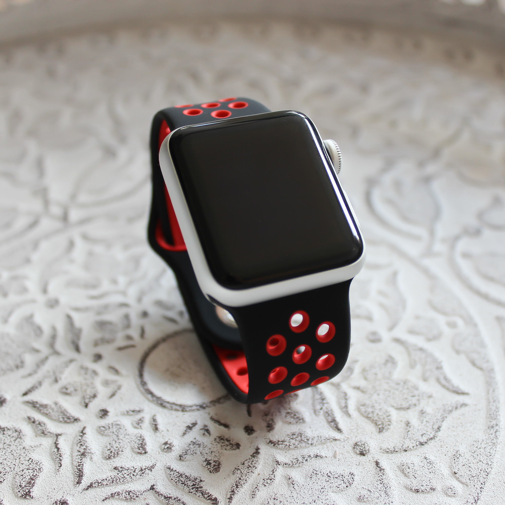 Apple Watch Doppel Sportarmband - schwarz rot