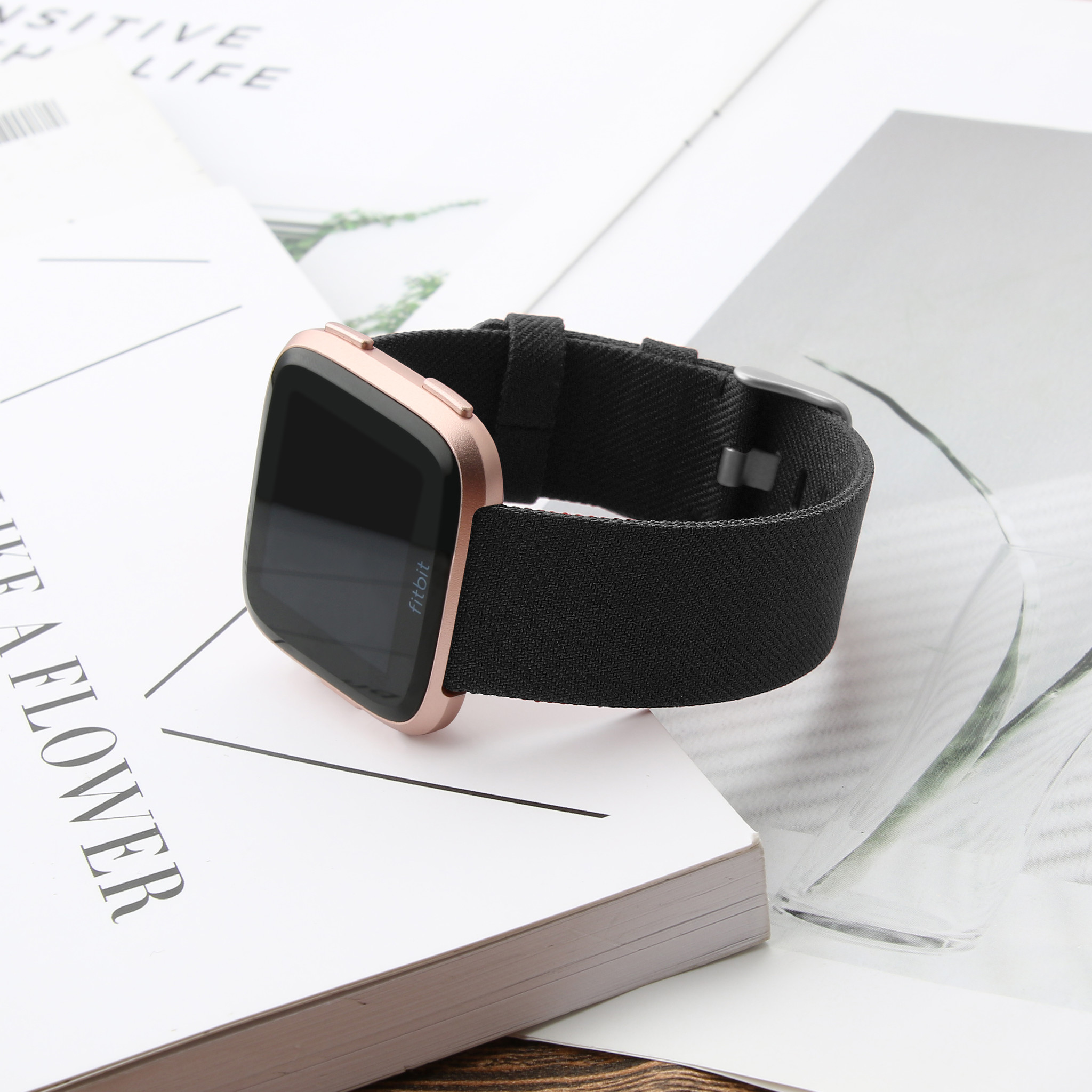 Fitbit Versa Nylon Schnallenband - schwarz