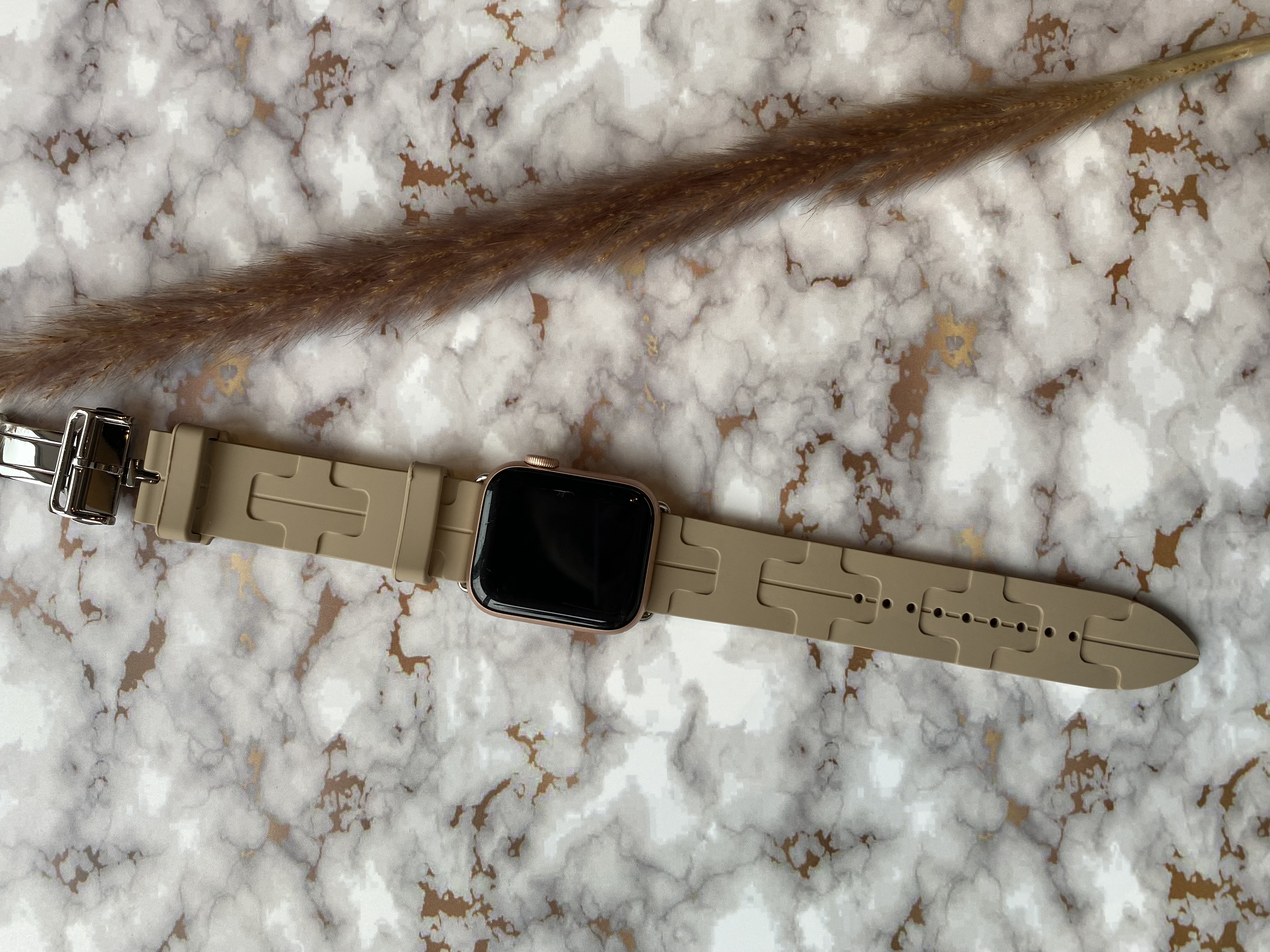 Apple Watch Sportarmband Hermès kilim single tour - nussbaum