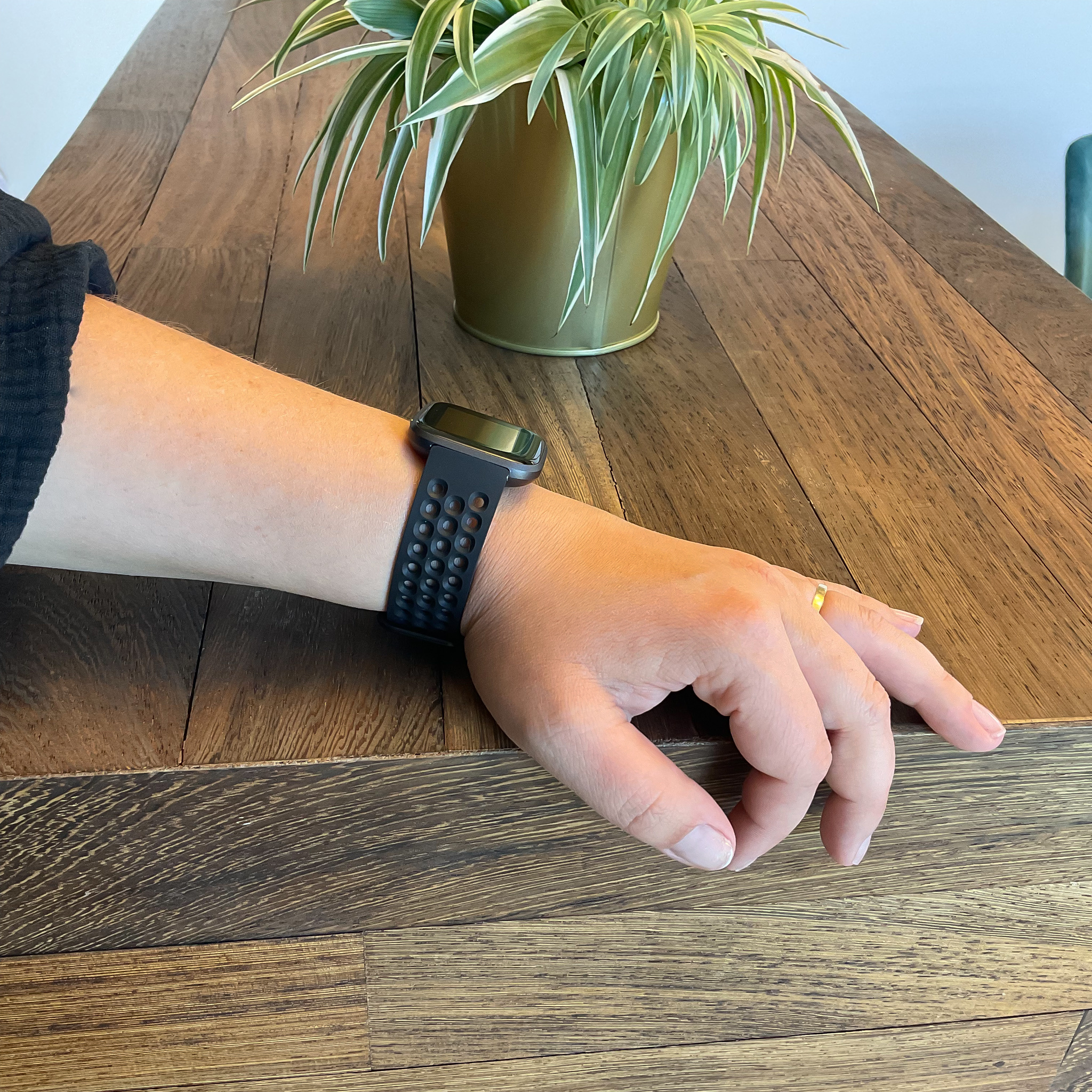 Fitbit Versa sport point Armband - schwarz
