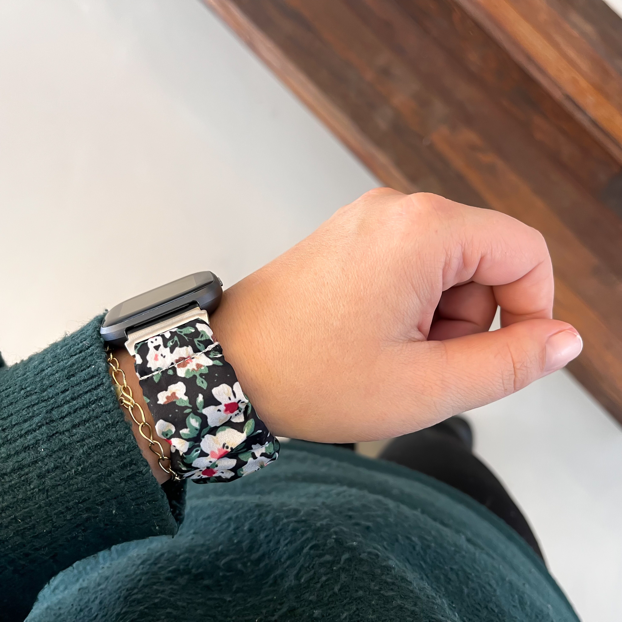 Fitbit Versa Nylon Scrunchie Armband - Blumen