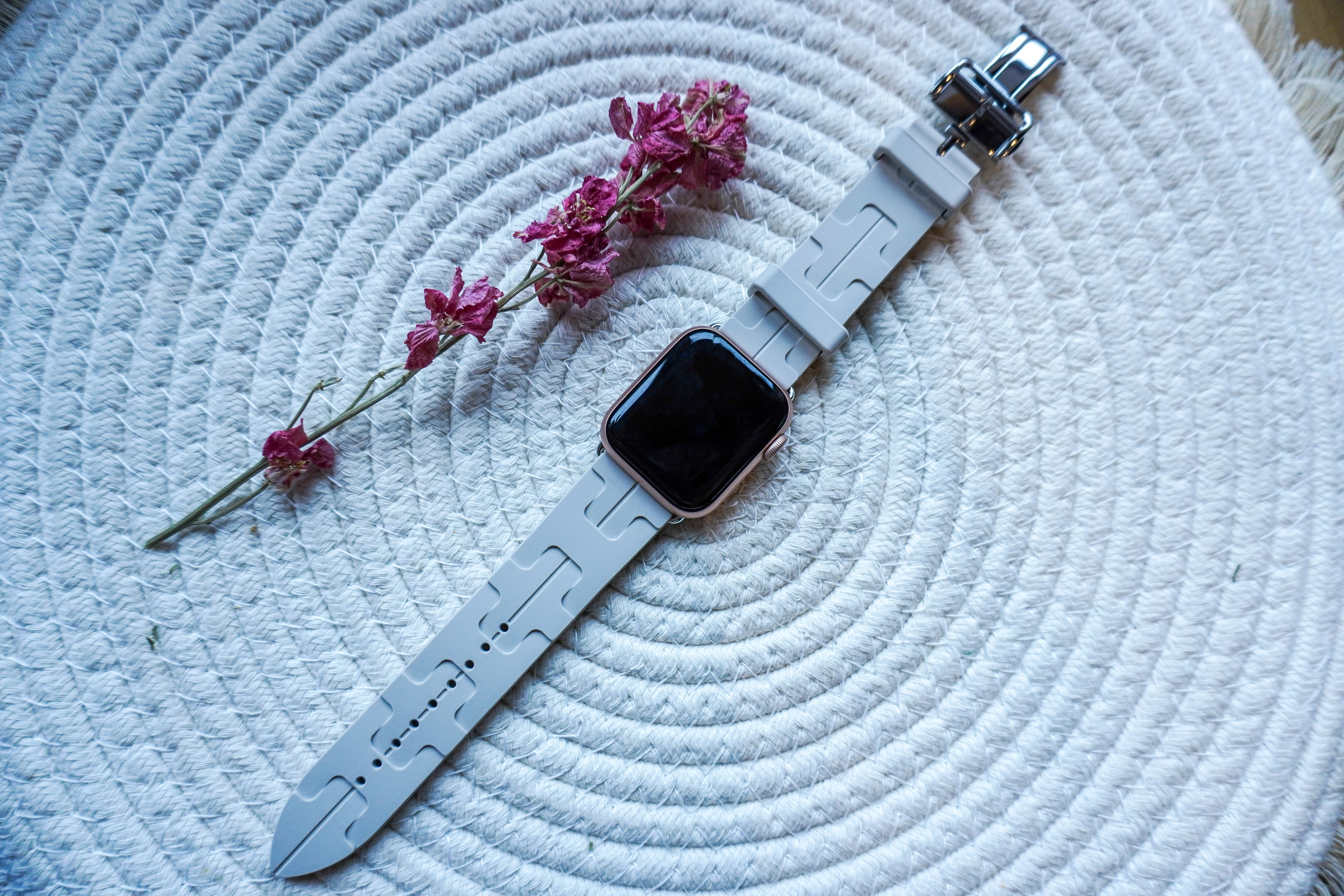 Apple Watch Sportarmband Hermès kilim single tour - grau
